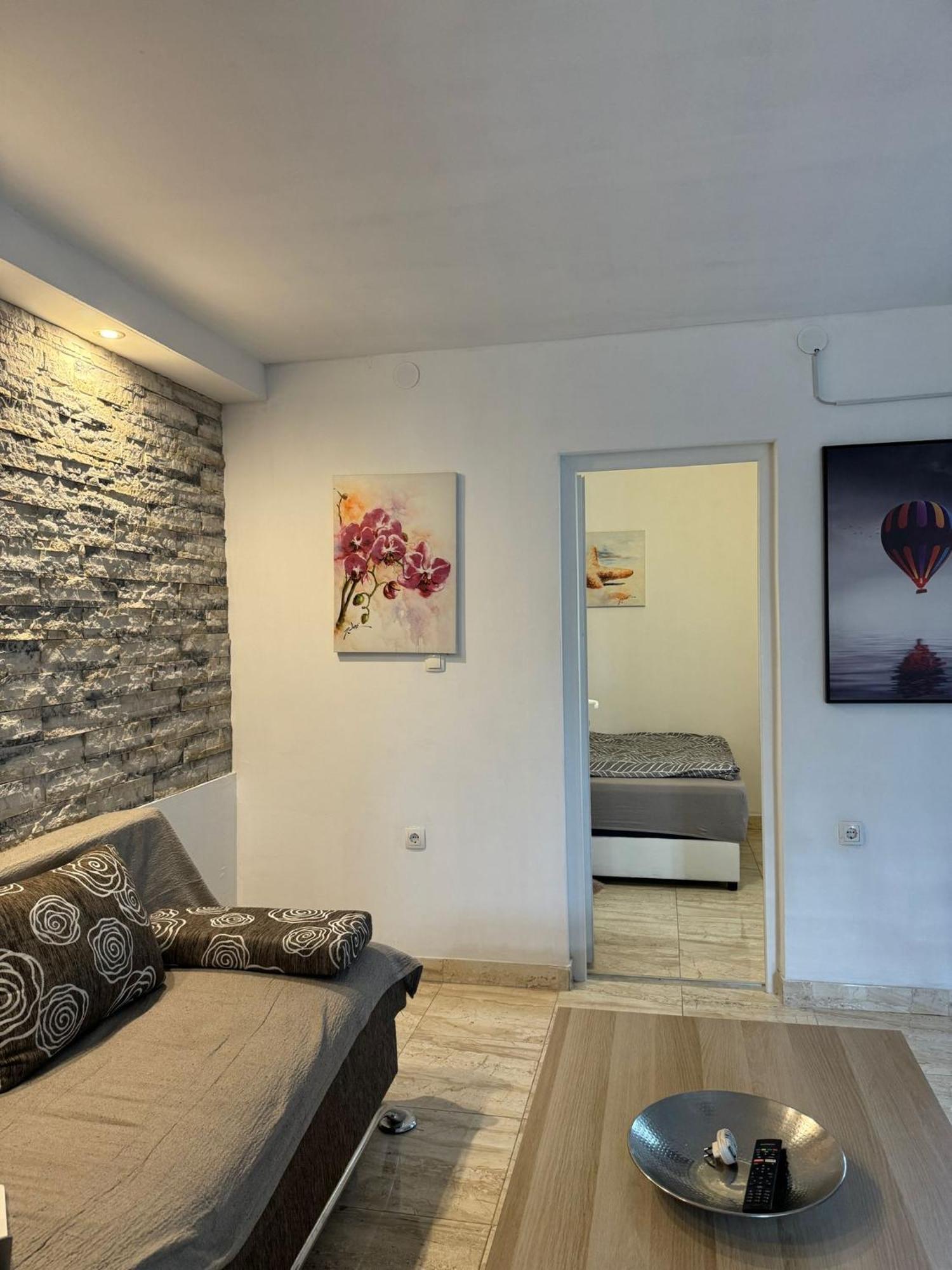 Studio Apartments Mt Šmrika Exteriér fotografie