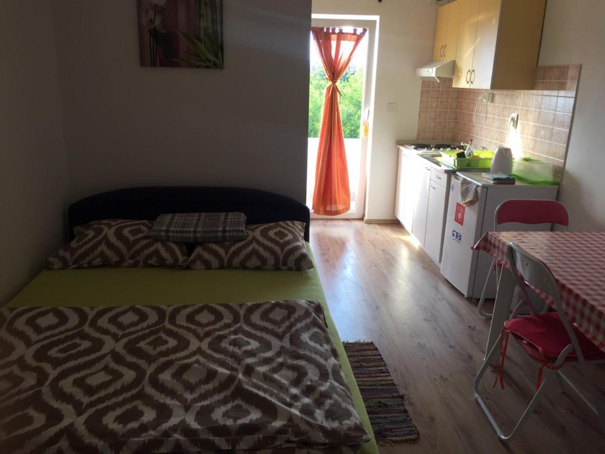 Studio Apartments Mt Šmrika Exteriér fotografie